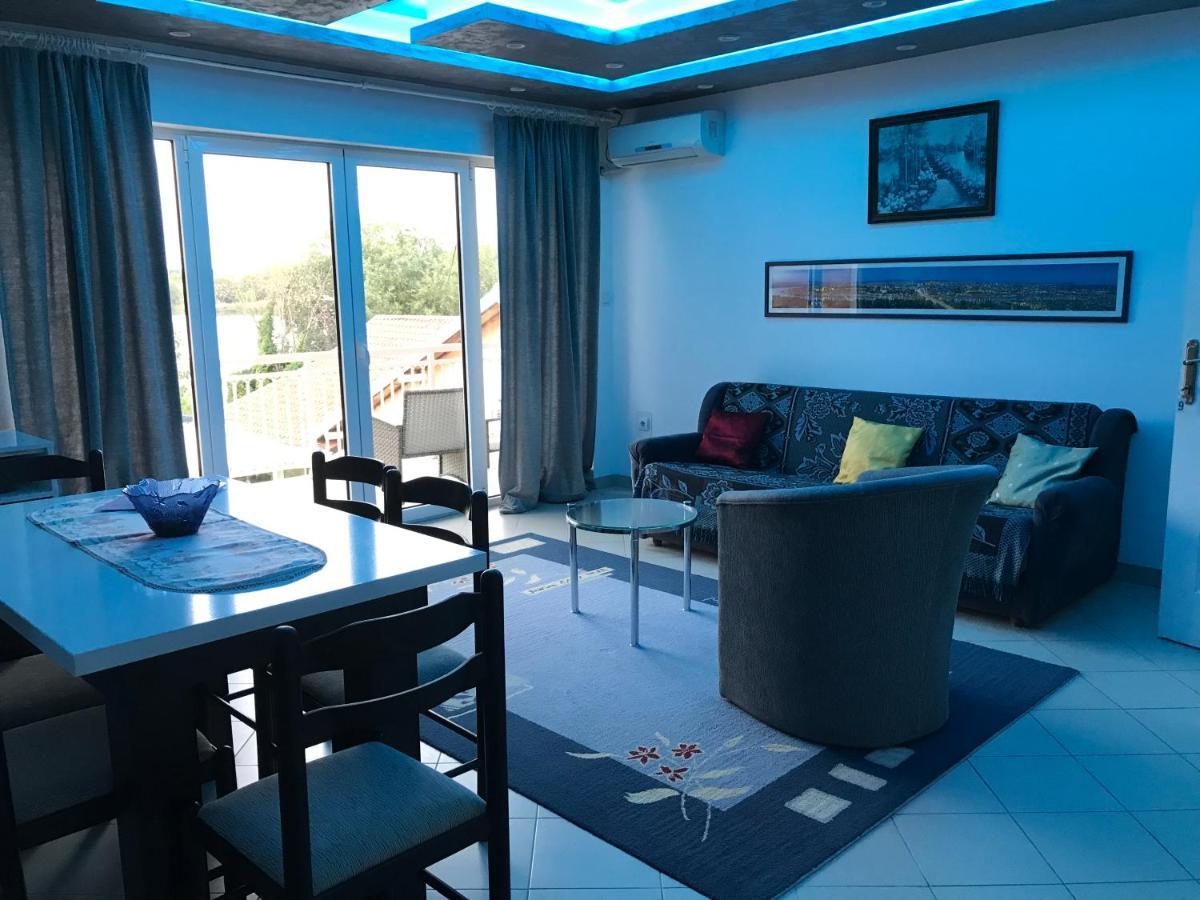 Guesthouse Rebel Deliblato Екстер'єр фото
