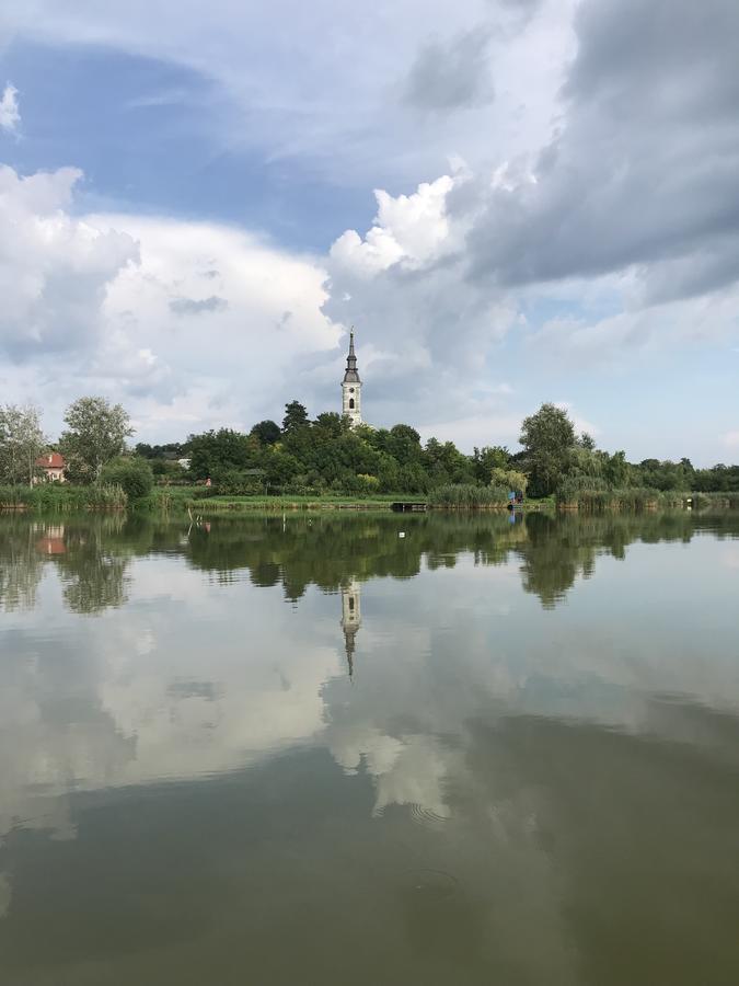 Guesthouse Rebel Deliblato Екстер'єр фото