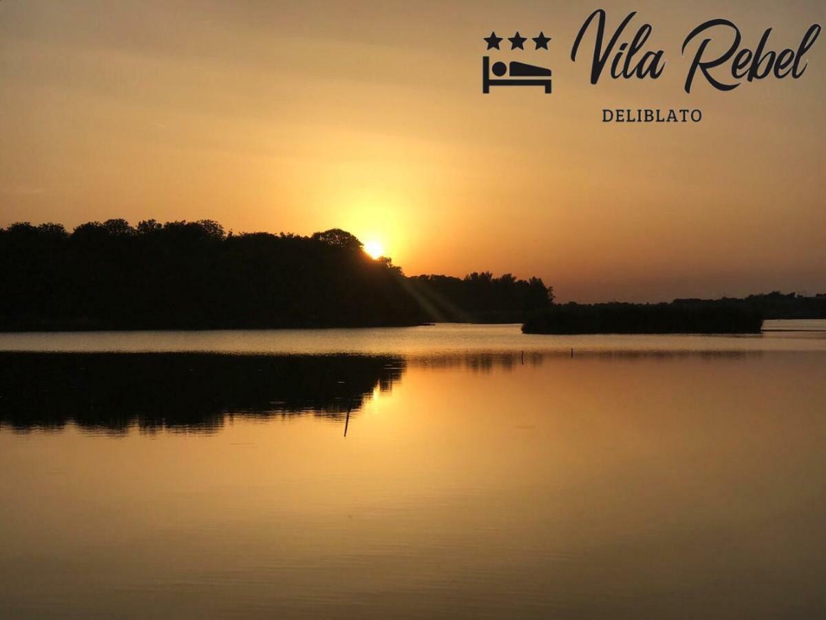 Guesthouse Rebel Deliblato Екстер'єр фото