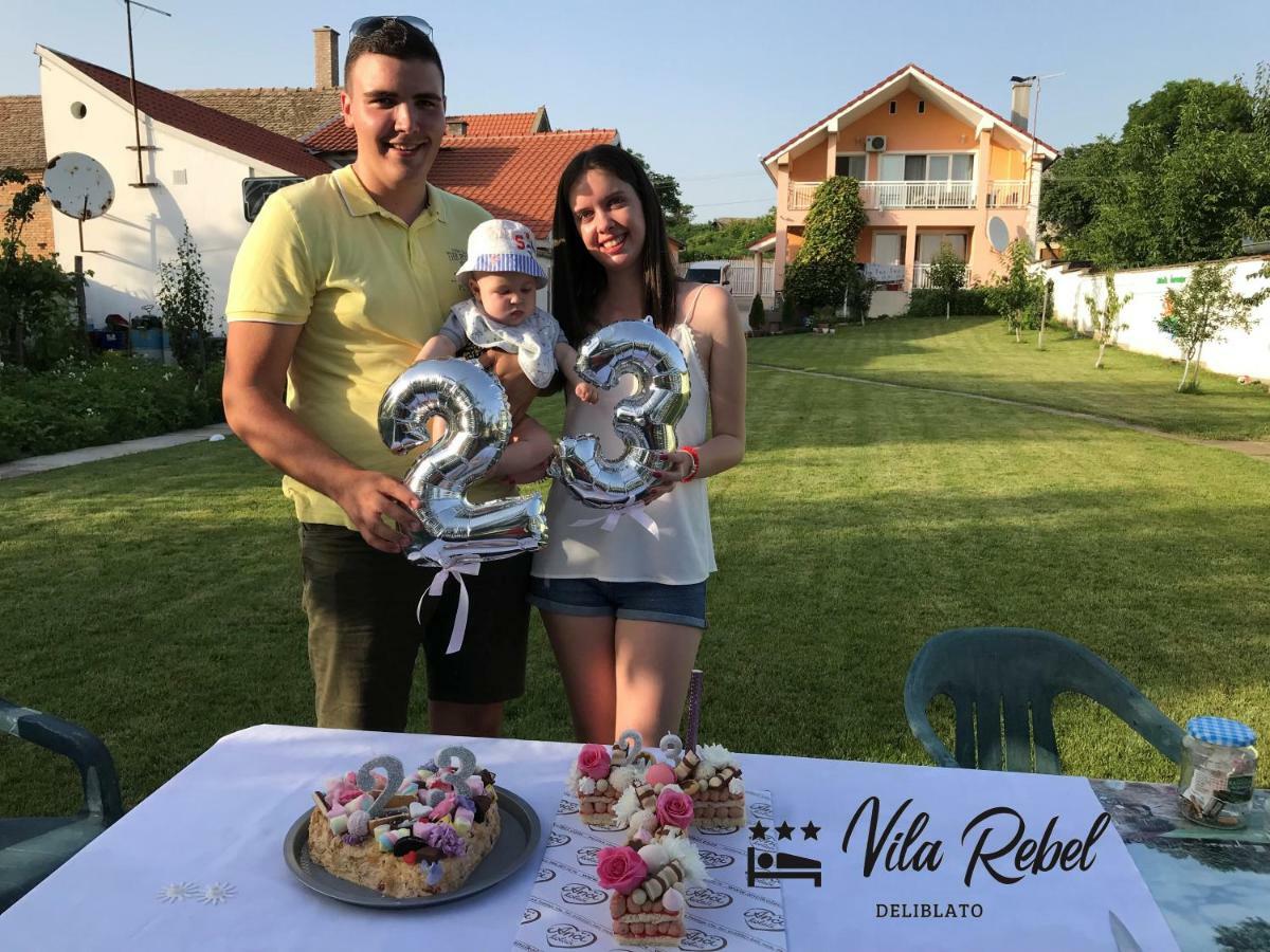 Guesthouse Rebel Deliblato Екстер'єр фото